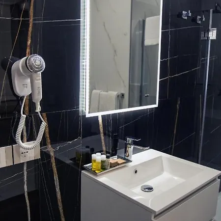 فندق مبيت وإفطار Lauria Luxury *