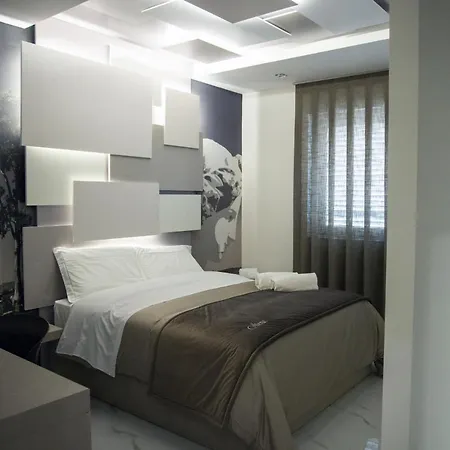 Lauria Luxury