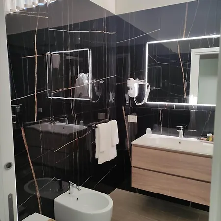 B&B Lauria Luxury 4*