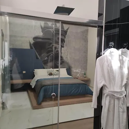 Lauria Luxury