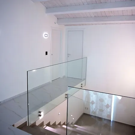 Lauria Luxury 4* 겔라