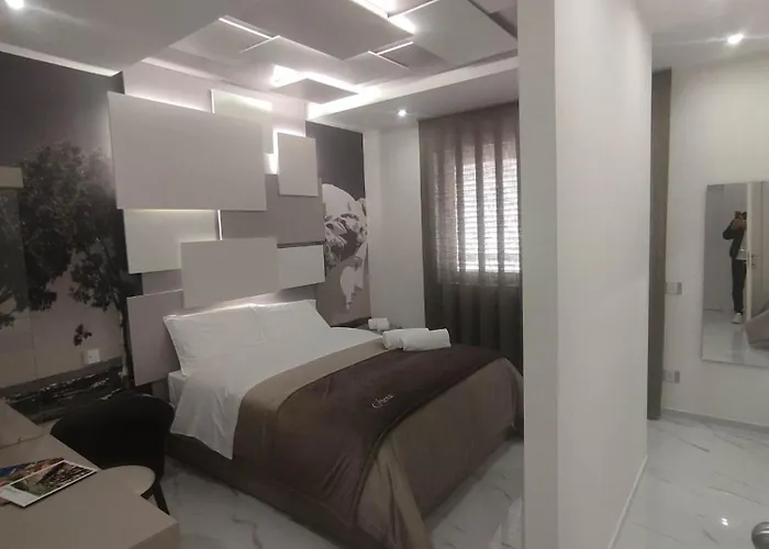 Lauria Luxury فندق مبيت وإفطار 4*