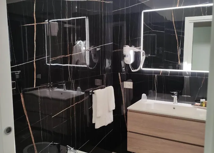 فندق مبيت وإفطار Lauria Luxury 4*