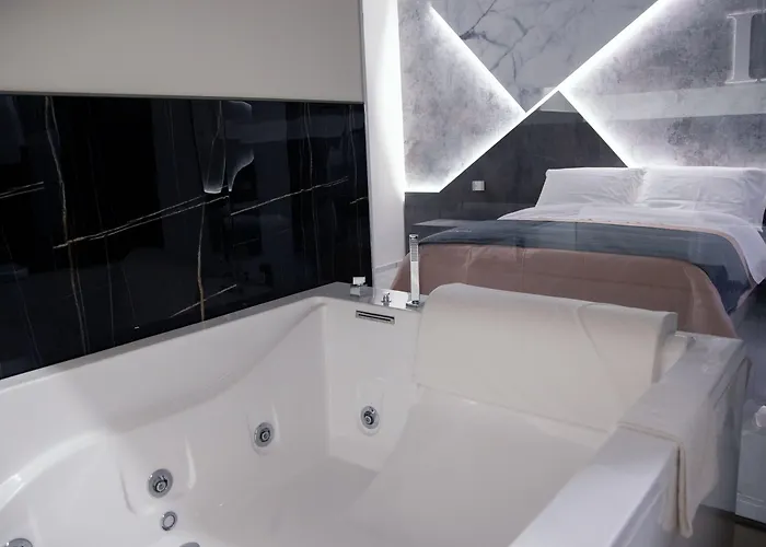 Lauria Luxury فندق مبيت وإفطار 4*